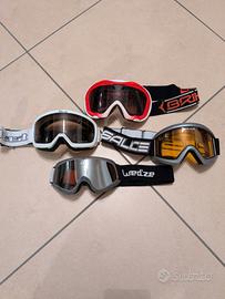 Mascherine e guanti da sci