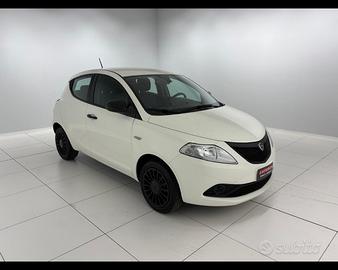 LANCIA Ypsilon 1.0 firefly hybrid Silver s&s 70cv