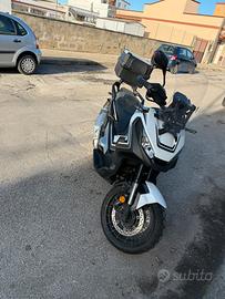 Honda x-adv