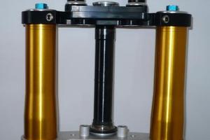 Piastre di sterzo speciali cnc per guzzi griso