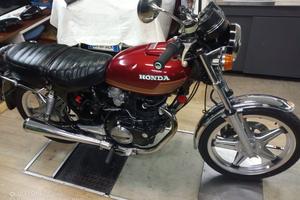 Honda CB 400 twin
