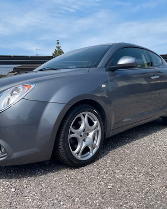 Alfa Romeo MiTo 1.4 T 120 CV Distinctive Sport Pac