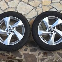 Gomme invernali da 18 " e cerchi originali Audi Q3