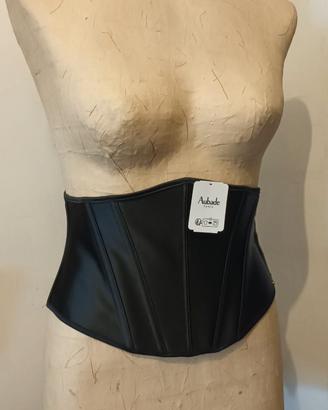 Stringivita nero Aubade