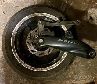 Parte anteriore peugeot speedfighter