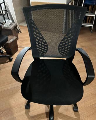 comoda sedia da ufficio come nuova