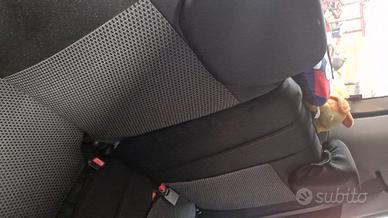 OPEL Agila 1ª serie - 2010