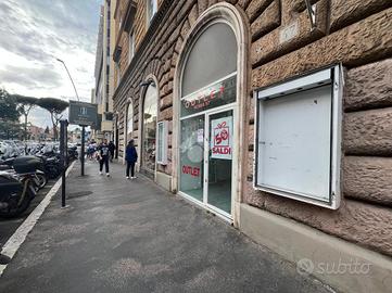NEGOZIO A ROMA