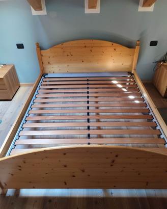 Letto matrimoniale con rete