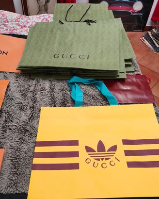  lotto shopping bag carta Gucci , Luis Vuitton 