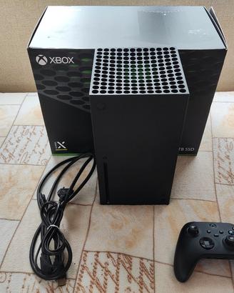 Xbox serie X con lettore Disco 1TB con Halo 5 disc