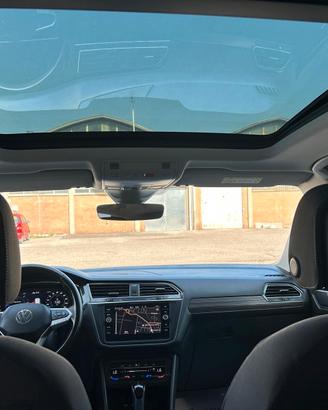 Volkswagen Tiguan 2.0 TDI 150cv SCR DSG TETTO PANO