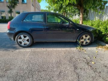 Audi A3 prima serie - 1.9 TDI 130CV - Ambition