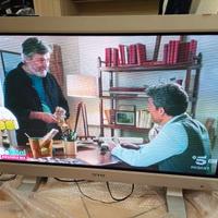 TV MONITOR 40 POLLICI