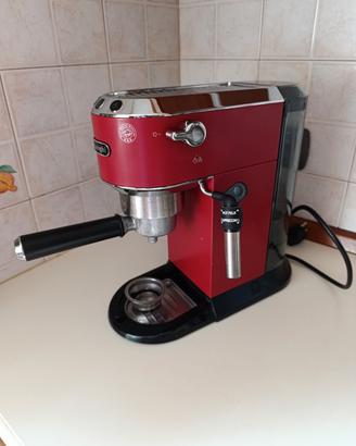 Macchina DeLonghi Dedica 