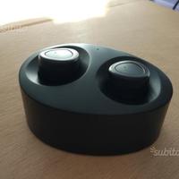 Auricolari bluetooth con base di ricarica