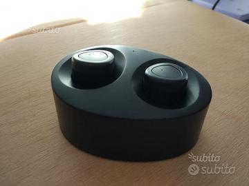 Auricolari bluetooth con base di ricarica