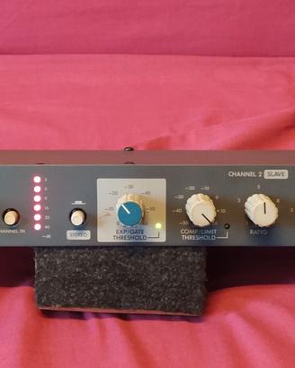 Simetrix 525 compressore/limiter e gate stereo