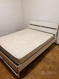 Letto matrimoniale + materasso