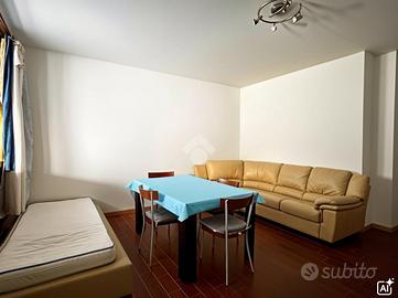 2 LOCALI A ANGOLO TERME