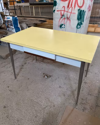 Tavolo formica anni 60