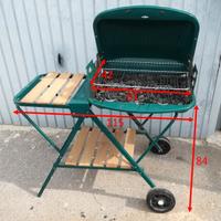 Barbecue carrellato a carboni