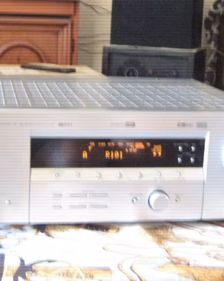 SINTOAMPLIFICATORE YAMAHA