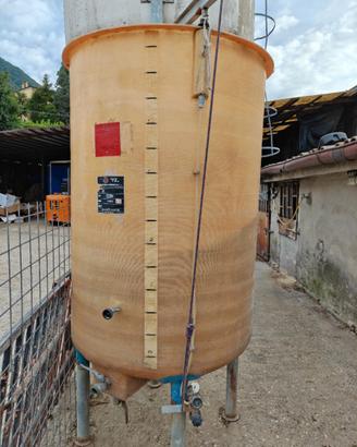 Cisterna in vetroresina da 15 hl