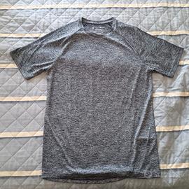 UNDER ARMOUR MAGLIA  ORIGINALE  TG.M NUOVA G