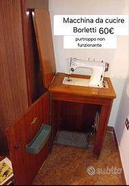 Macchina da cucire antica Borletti