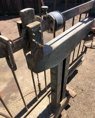 Bilancia Pesa bestiame bascula e fresa Annovi