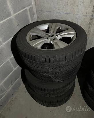 Gomme 235/55 R18 Pirelli