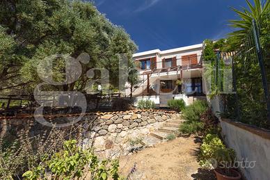 Villa o villino Quartu Sant'Elena