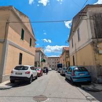 Comodo bilocale oltre accessori in Via Fausto Bufa