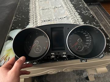 Quadro strumenti ( contachilometri) golf VI  2010