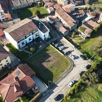 VILLETTA IN CONTESTO RISERVATO IN CENTRO