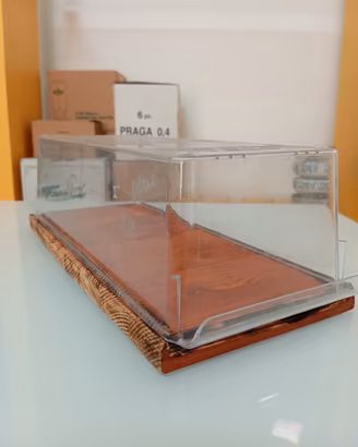 Vetrina per dolci in Plexiglass e Legno