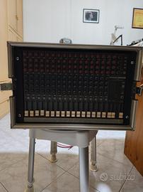 mixer mackie 1604 con expander e Flight case 