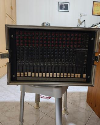 mixer mackie 1604 con expander e Flight case 