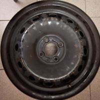 4 cerchioni in ferro con copricerchi lancia 15x6j
