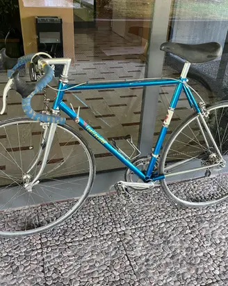 Bicicletta da corsa vintage d’epoca