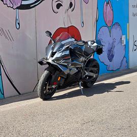 Bmw s1000rr 2025 7500 km