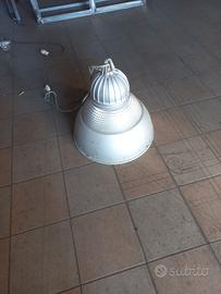 n.3 lampade a campana industriali