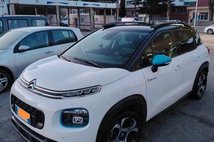 Citroen C3 Aircross allestimento Shine Rip Curl