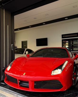 Ferrari 488 GTB,TAGLIANDI CERTIFICATI.UFF.ITALIANA