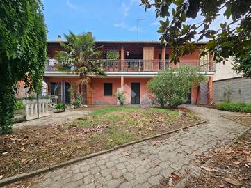 CASA SEMINDIPENDENTE A ALESSANDRIA