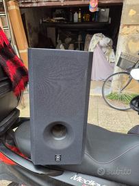subwoofer yamaha swp201