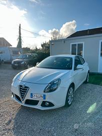 Alfa Romeo Giulietta 1.6 JTDm-2 105 CV Exclusive