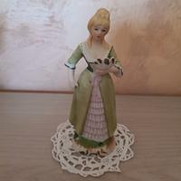 Vecchia statua dama in porcellana "Capodimonte".