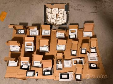 Materiale elettrico prese placche interruttori